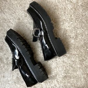 Platform Buckle Loafers